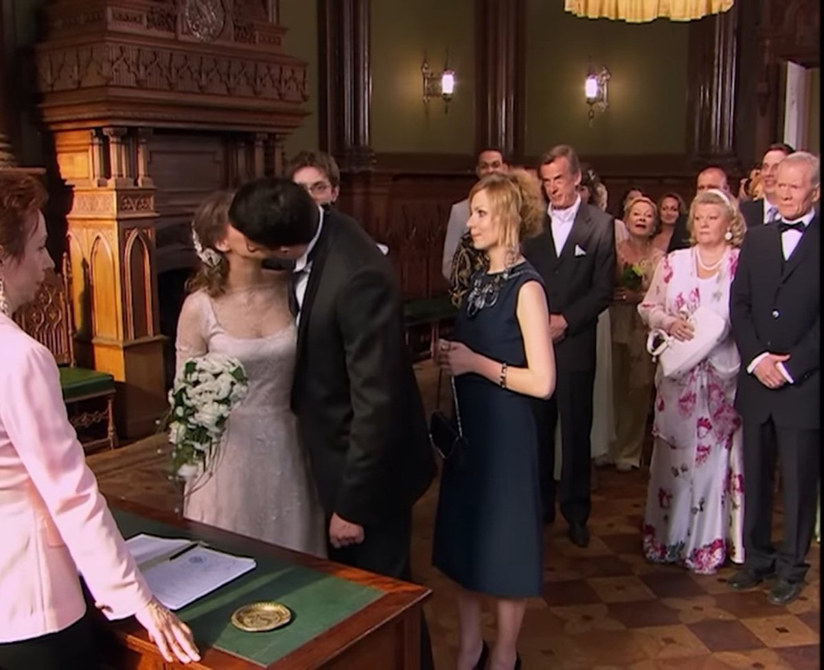 April🌙Hurricane tweet media