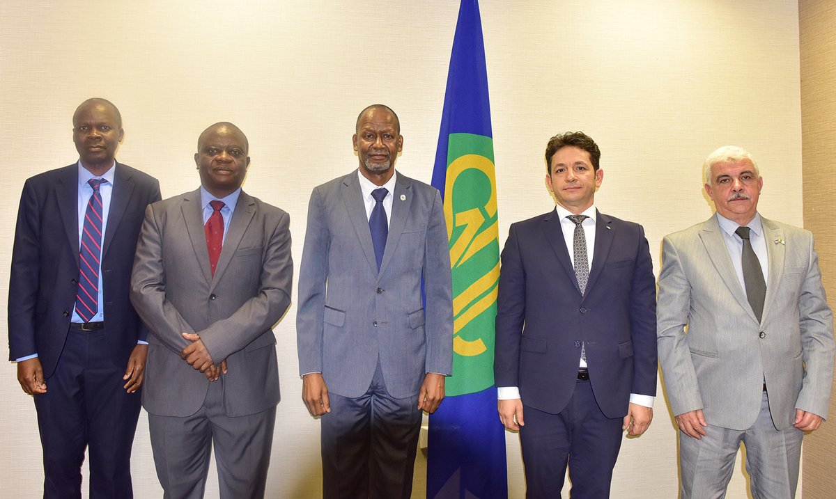SADC_News's tweet image. Today, @EliasMagosi, #SADC ES, bids farewell to H.E Abdelmalek Tigharghar Ambassador of Algeria to Botswana &amp;amp; SADC, expressing deep appreciation for his commitment and dedication to strengthening bilateral and regional cooperation between SADC &amp;amp; Algeria. @AngeleMakombo @sardcnet