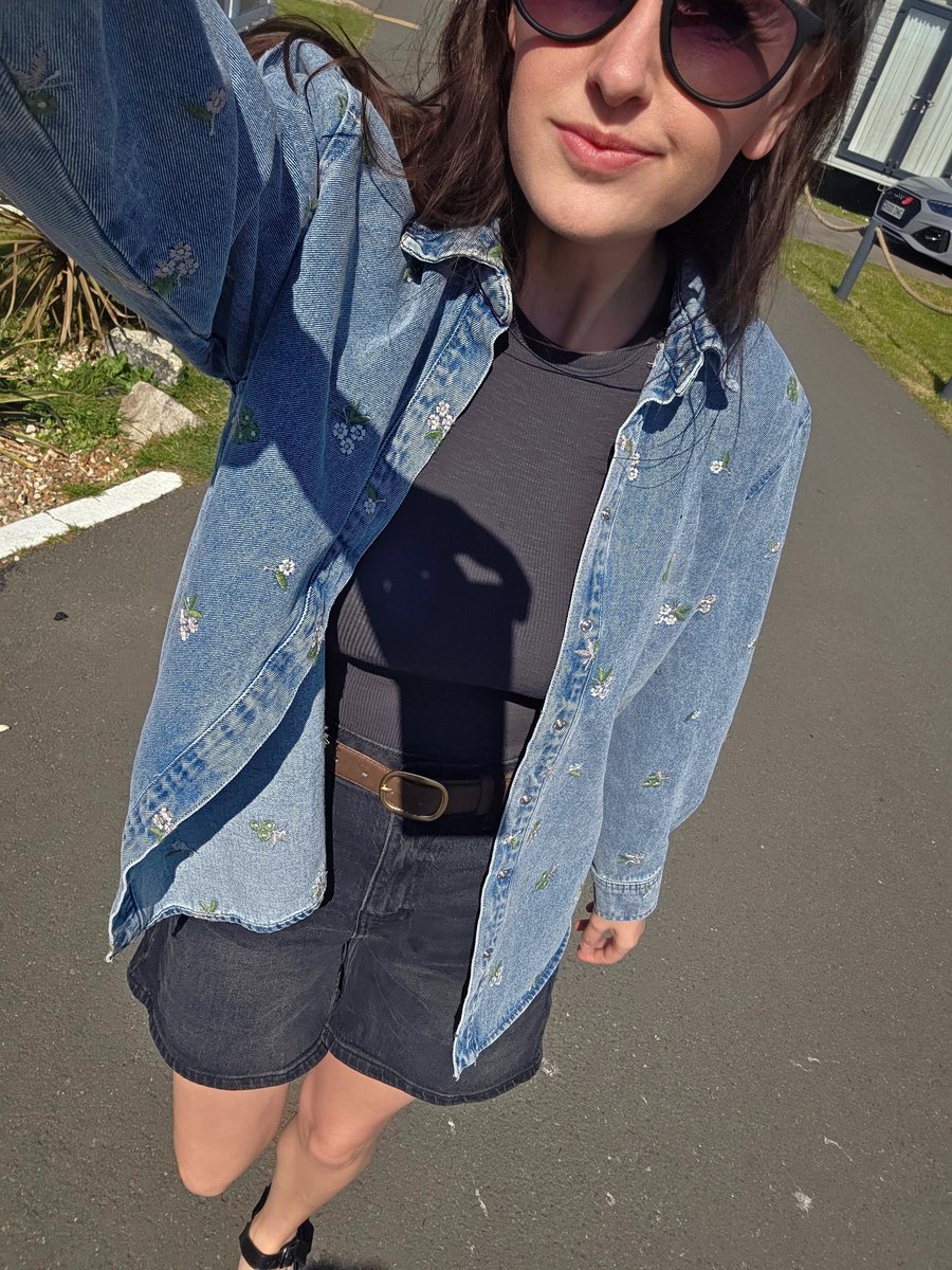 justcinders tweet media