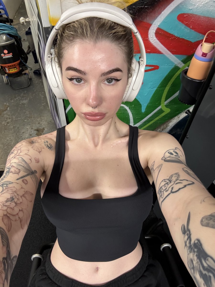 emily tweet media