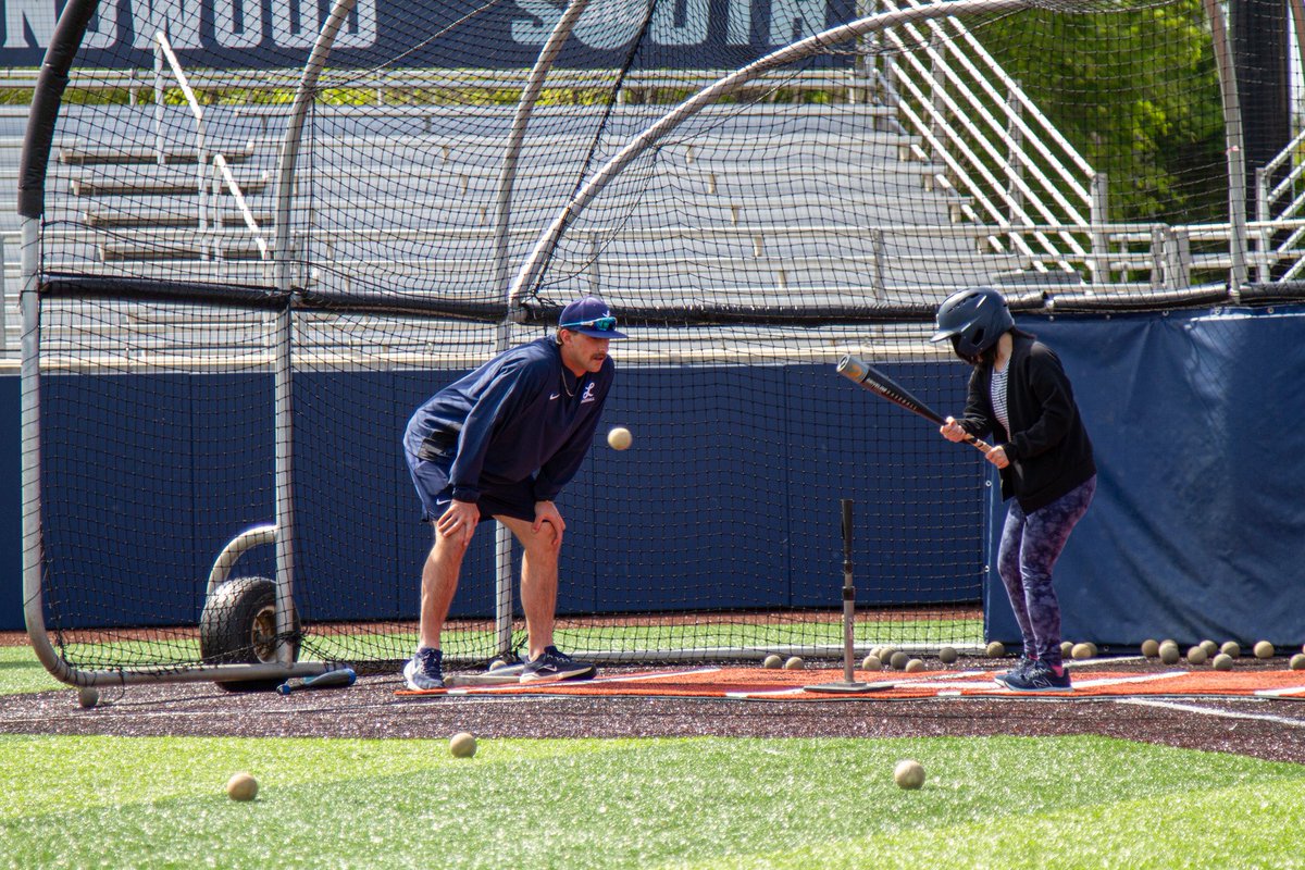 LongwoodBase's tweet image. Core memories made with our Lancer Life crew today! 💙⚾️

#BeYou || #AKTIF