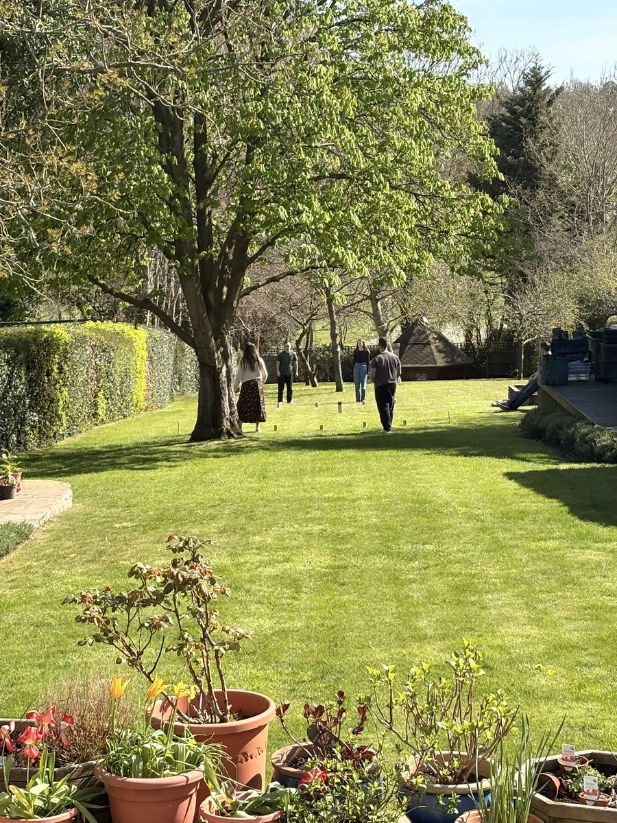Blush2783's tweet photo. All the kids back for the bank holiday weekend to celebrate a birthday and enjoy the sunshine. https://t.co/yYlKztEXqp