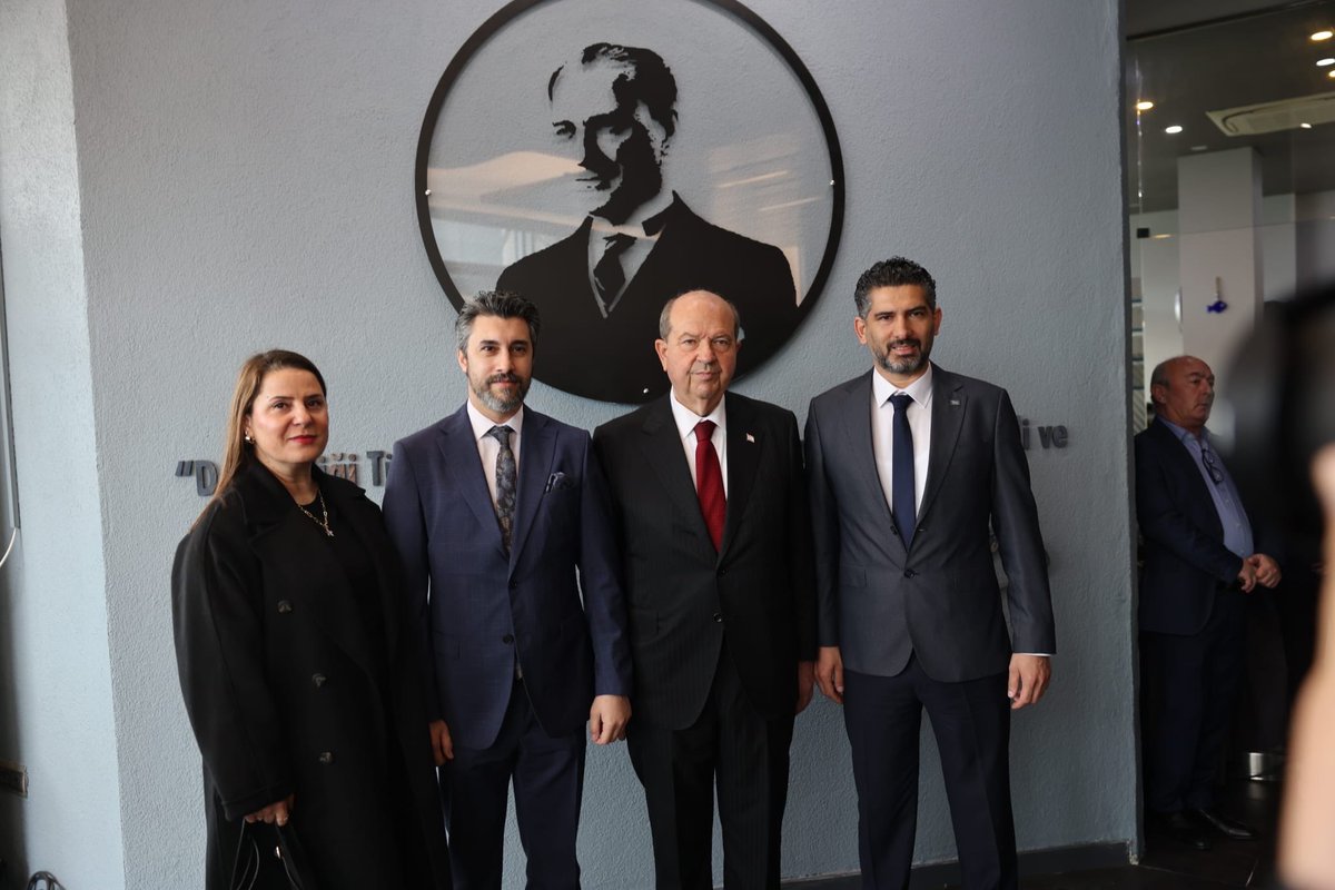 MertMulver41's tweet photo. KKTC Cumhurbaşkanı Sn.Ersin Tatar’ı Kocaeli Körfez Deniz Ticaret Odamızda ağırlamaktan büyük memnuniyet duyduk

Nazik ziyaretleri ve kıymetli değerlendirmeleri için kendilerine teşekkür ederim

Türkiye ile KKTC arasındaki güçlü bağlar her geçen gün daha da pekişmeye devam ediyor https://t.co/4GFUb1MBjm