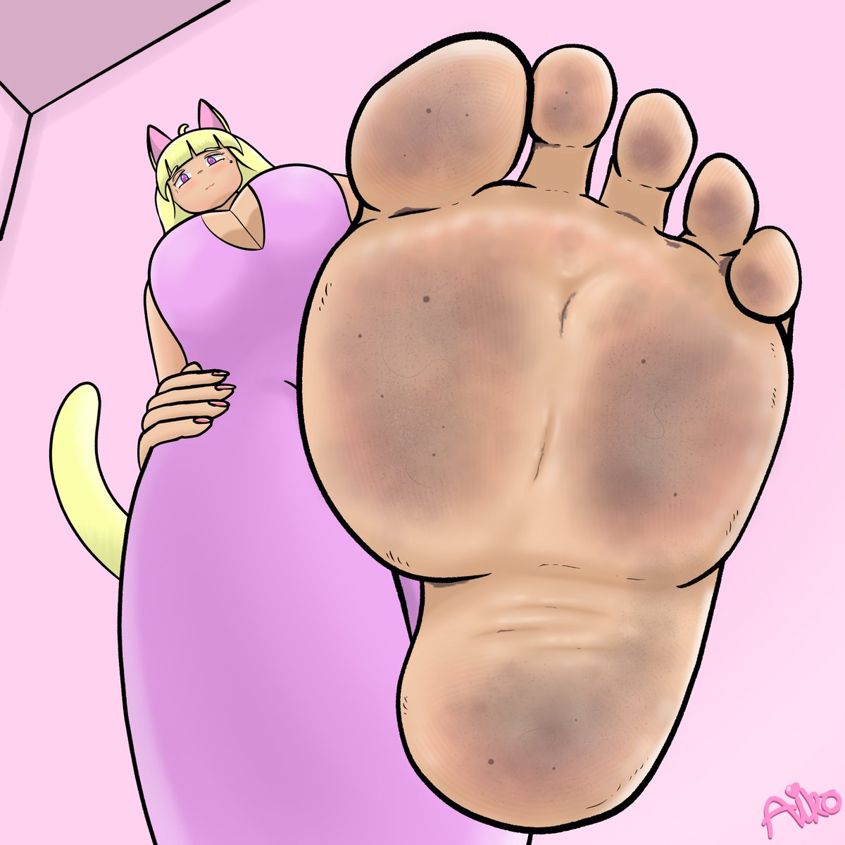 BonkTheTiny's tweet image. posting these alts of my recent momko drawing as a separate post because the reply didn't seem to get much attention maybe the algo sent it to the shadow realm i unno ough 

#size #giantess