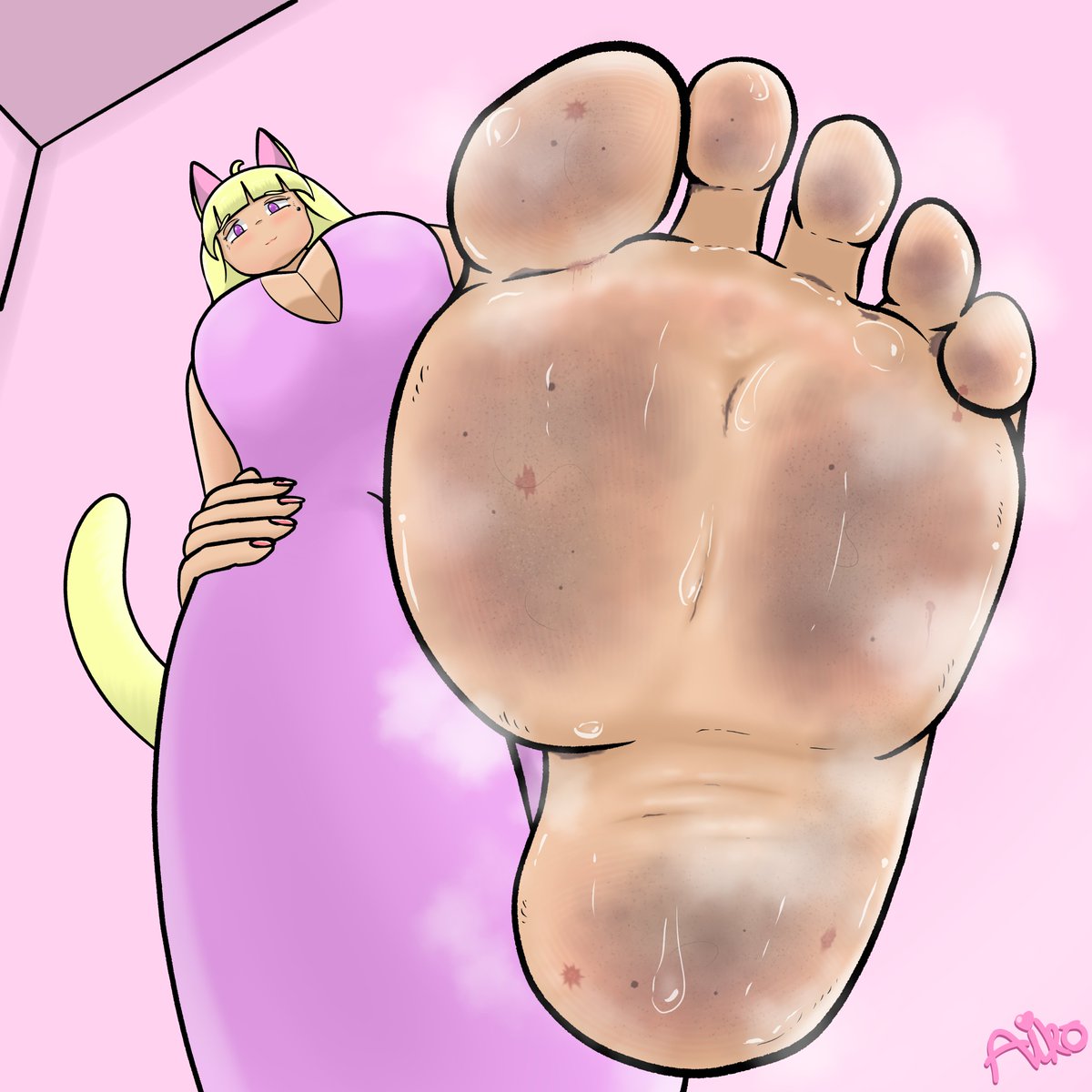 BonkTheTiny's tweet image. posting these alts of my recent momko drawing as a separate post because the reply didn't seem to get much attention maybe the algo sent it to the shadow realm i unno ough 

#size #giantess