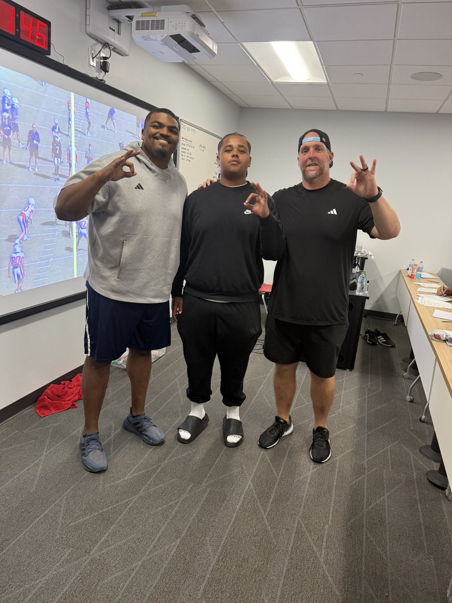 Nathaniel Stone tweet media