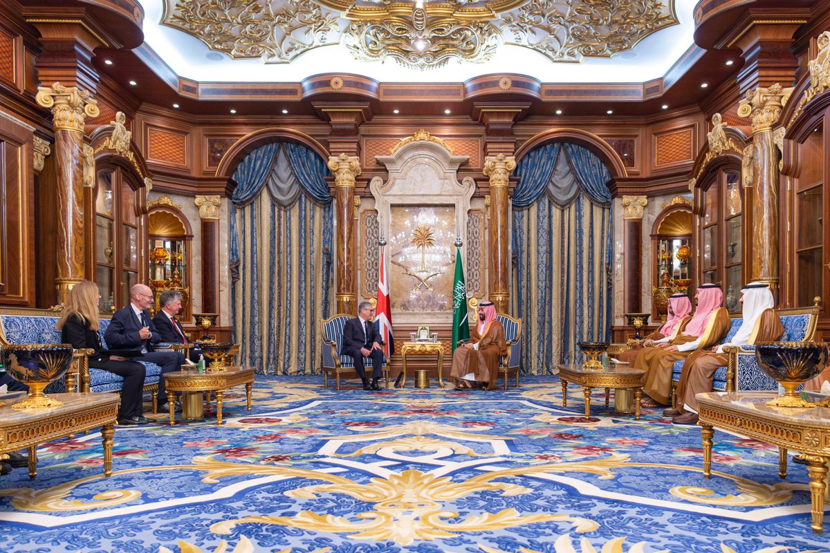 بندر الجلعود tweet media