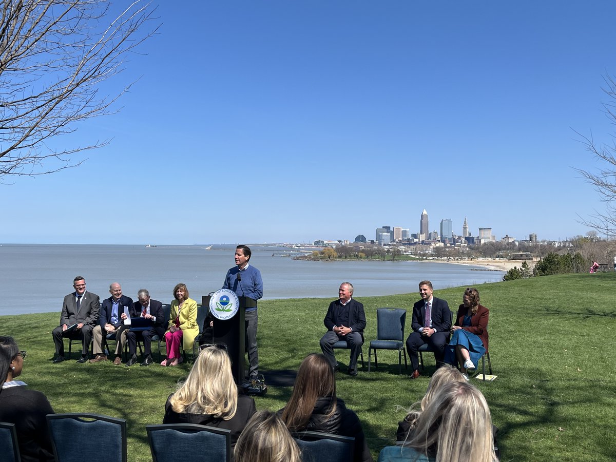 The Ohio Manufacturers' Association tweet media