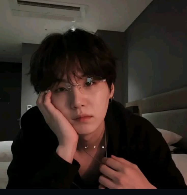 clary 𝜗𝜚 tweet media