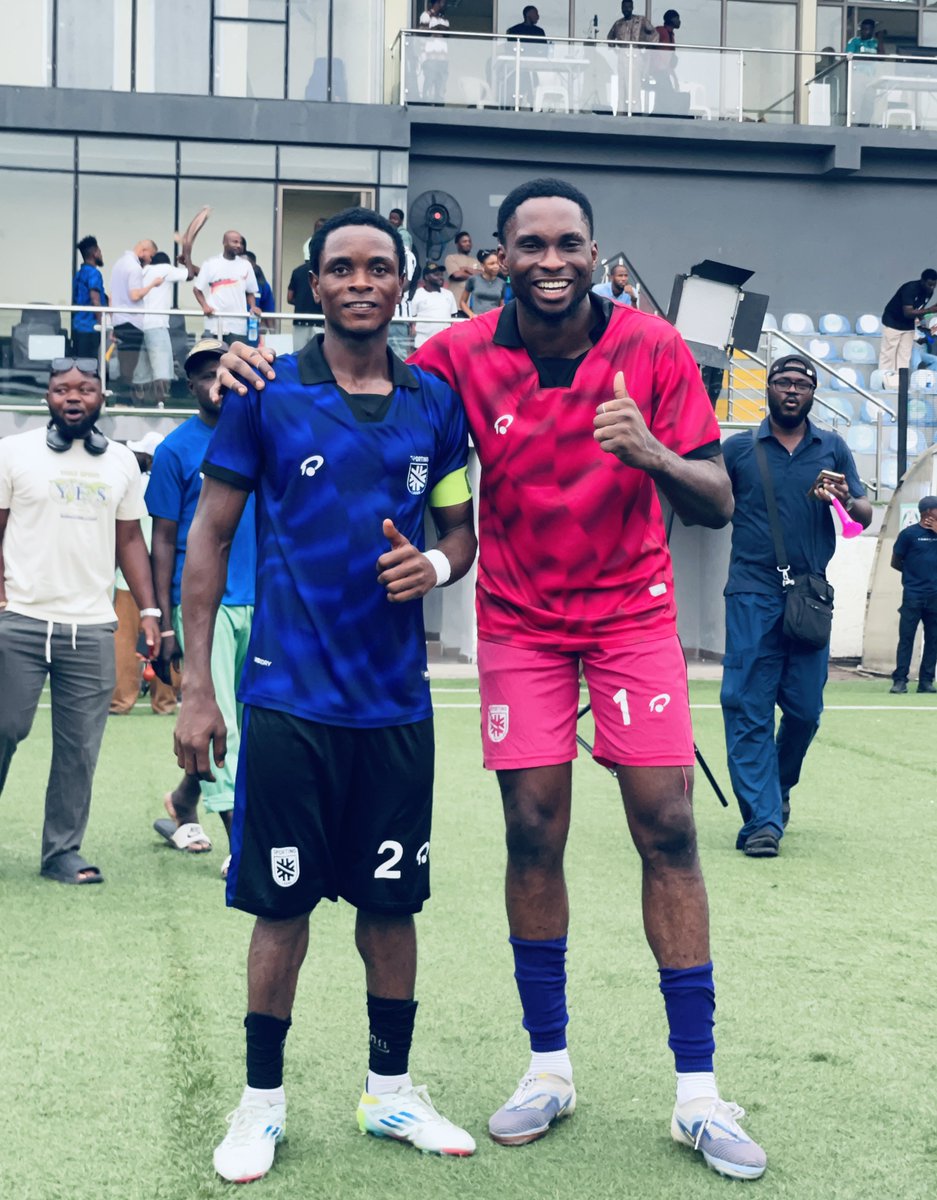 Lawani Clinton tweet media