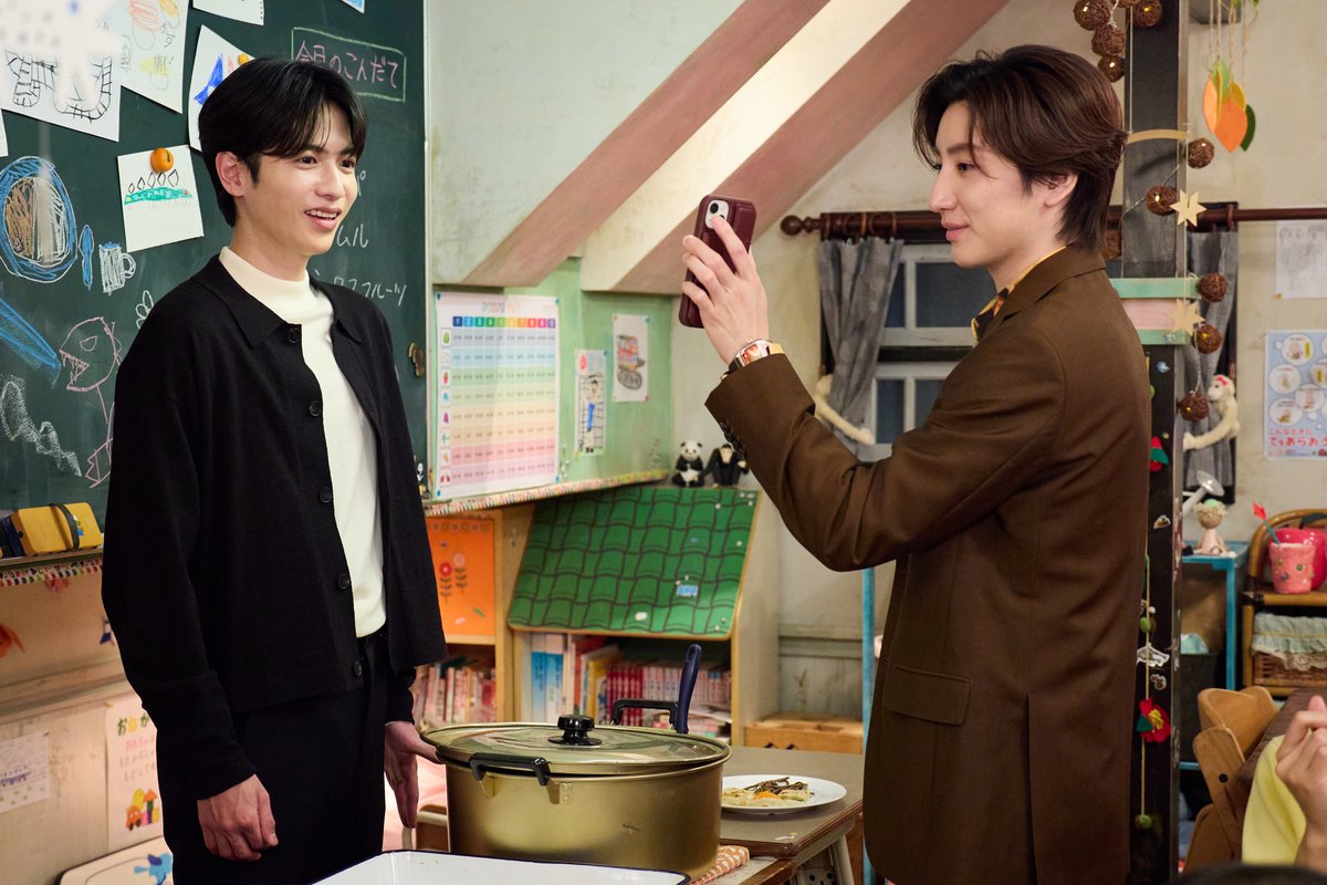 oshiraku's tweet photo. 📍推し楽 ニュース💌

「10回切って倒れない木はない」志尊淳＆京本大我らの場面写真公開！

詳細はこちら👉https://t.co/8pk1BLg98u

#日ドラ10回切って #志尊淳 https://t.co/6dmt26yb43