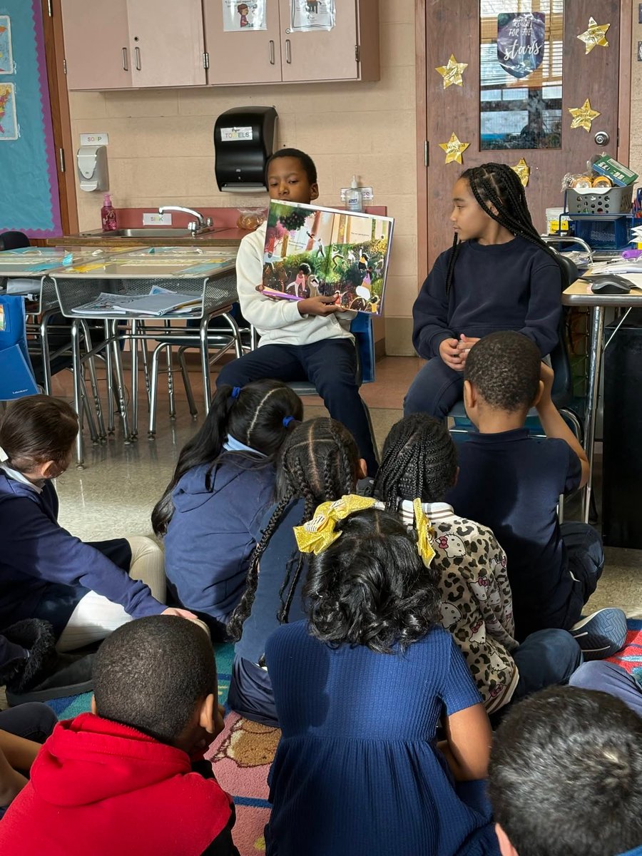 BradburyHeights's tweet image. BHES African American Read In! 📚🔖🏫👦🏽👧🏽March is National Reading Month—the perfect time to spark a reading revolution at your school! The Reading Dept hosted a school wide read-in for Black History Month.

#bradburyheights #BHES #BHESPTOSQUAD #BHESEagles