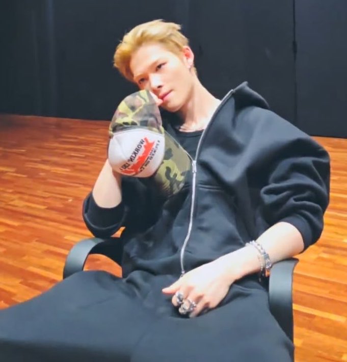 — jayla⁷ #ENHYPEN IS 7 tweet media