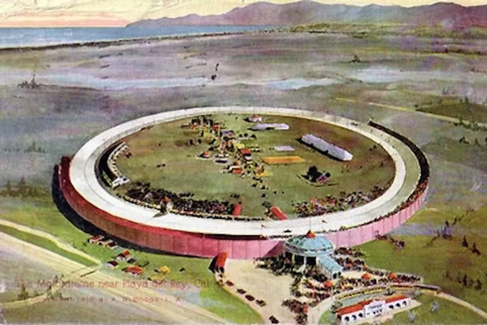 American_Speed's tweet photo. On this day, 116 years ago, the Los Angeles Motordrome opened. The 1st track built entirely from wooden 2×4s &amp; featuring dramatically steep. This daring design allowed early race cars to achieve speeds approaching 100 mph, an astonishing feat in the early 20th century. https://t.co/ERZfJZKsSr