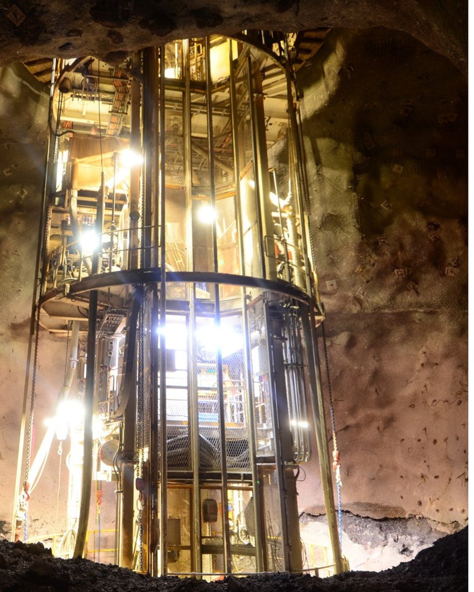bhp's tweet image. At 1,331m deep, our new shaft at Prominent Hill, South Australia, is part of our mine expansion. It will extend the mine's life to 2040, enhance access to deeper ore, and boost copper production.

#Copper #Growth #BHP

📸 Credit: Daniel Lagacé