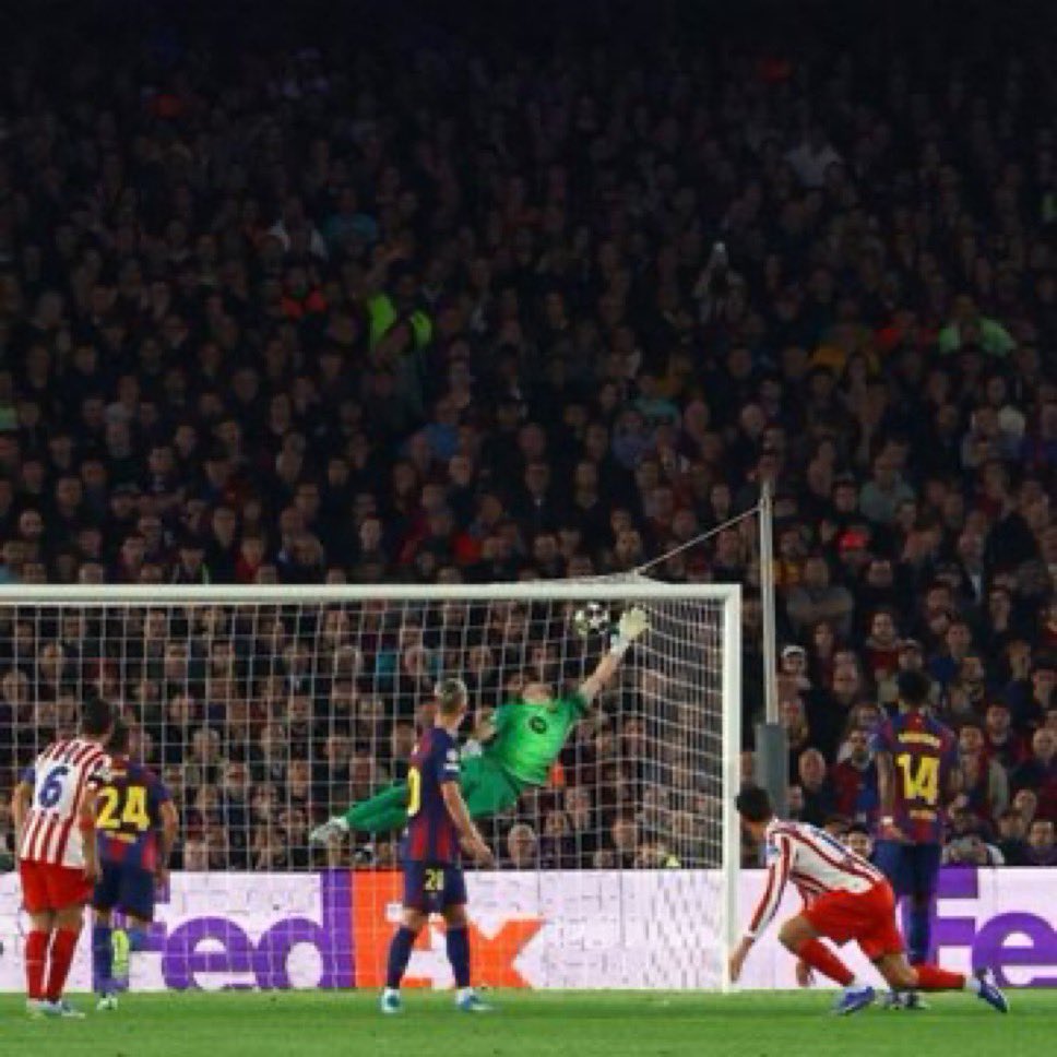 𝐟𝐞𝐝𝐞𝐯𝐚𝐥𝐯 tweet media