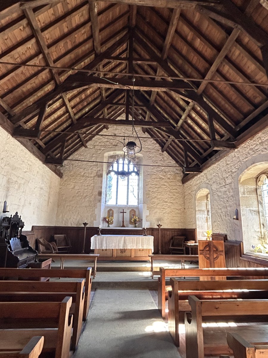 cmcayley's tweet photo. Visited Heavenfield and St Oswald’s Church, nr Wall in Northumberland - having seen it on BBC’s Pilgrimage. The setting is beautiful, historic, simple: the gorgeous sunny day added to the day. @BBCTwo #pilgrimage #StOswald #NorthernSaints https://t.co/P4uRfPvBng