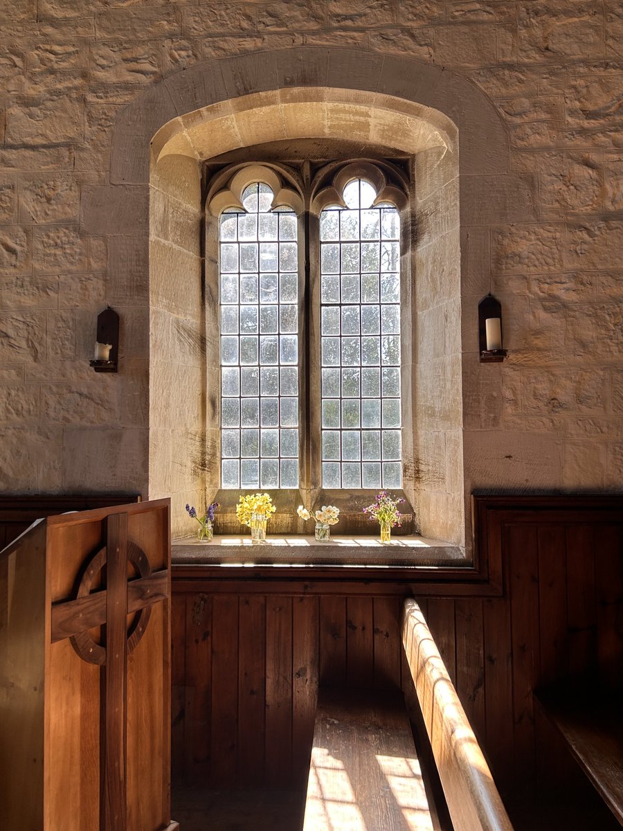 cmcayley's tweet photo. Visited Heavenfield and St Oswald’s Church, nr Wall in Northumberland - having seen it on BBC’s Pilgrimage. The setting is beautiful, historic, simple: the gorgeous sunny day added to the day. @BBCTwo #pilgrimage #StOswald #NorthernSaints https://t.co/P4uRfPvBng