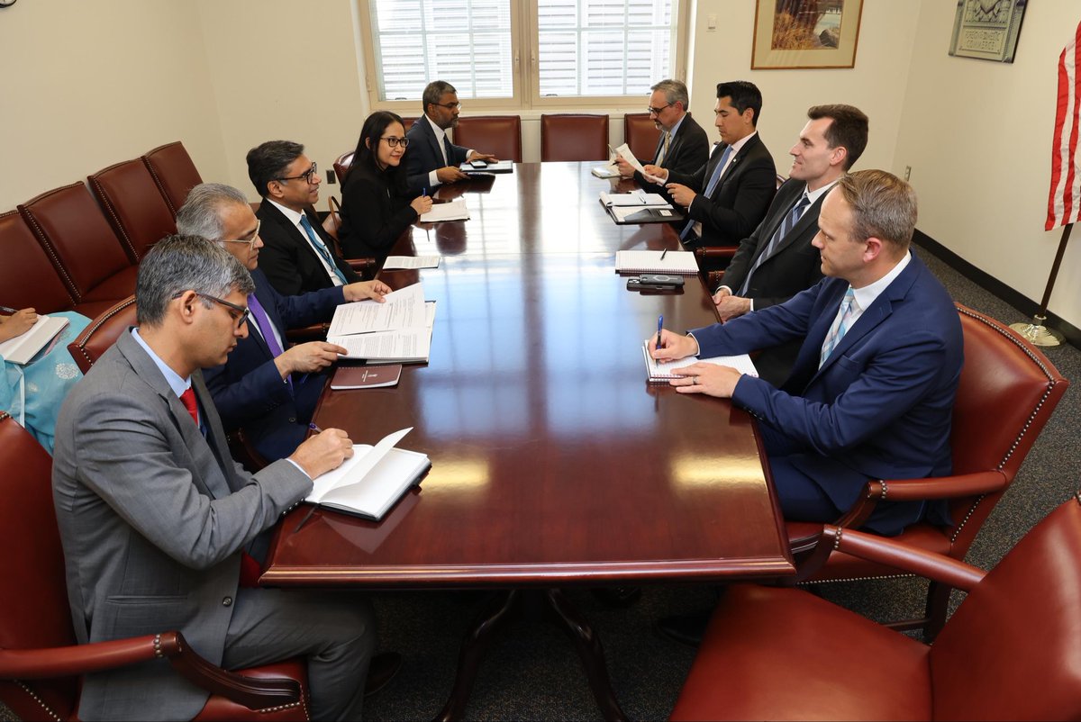 India in USA tweet media