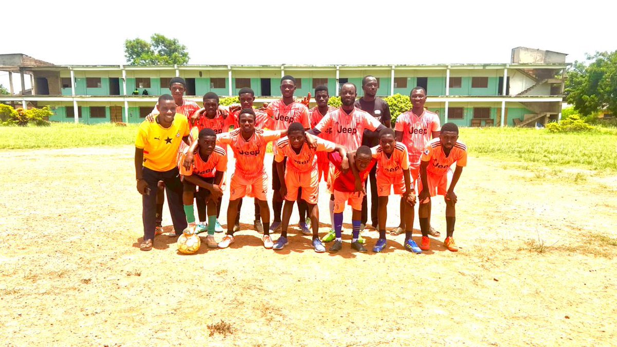 Khuddam Ghana tweet media