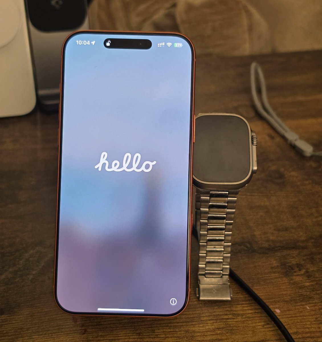 Holly - I like tech tweet media