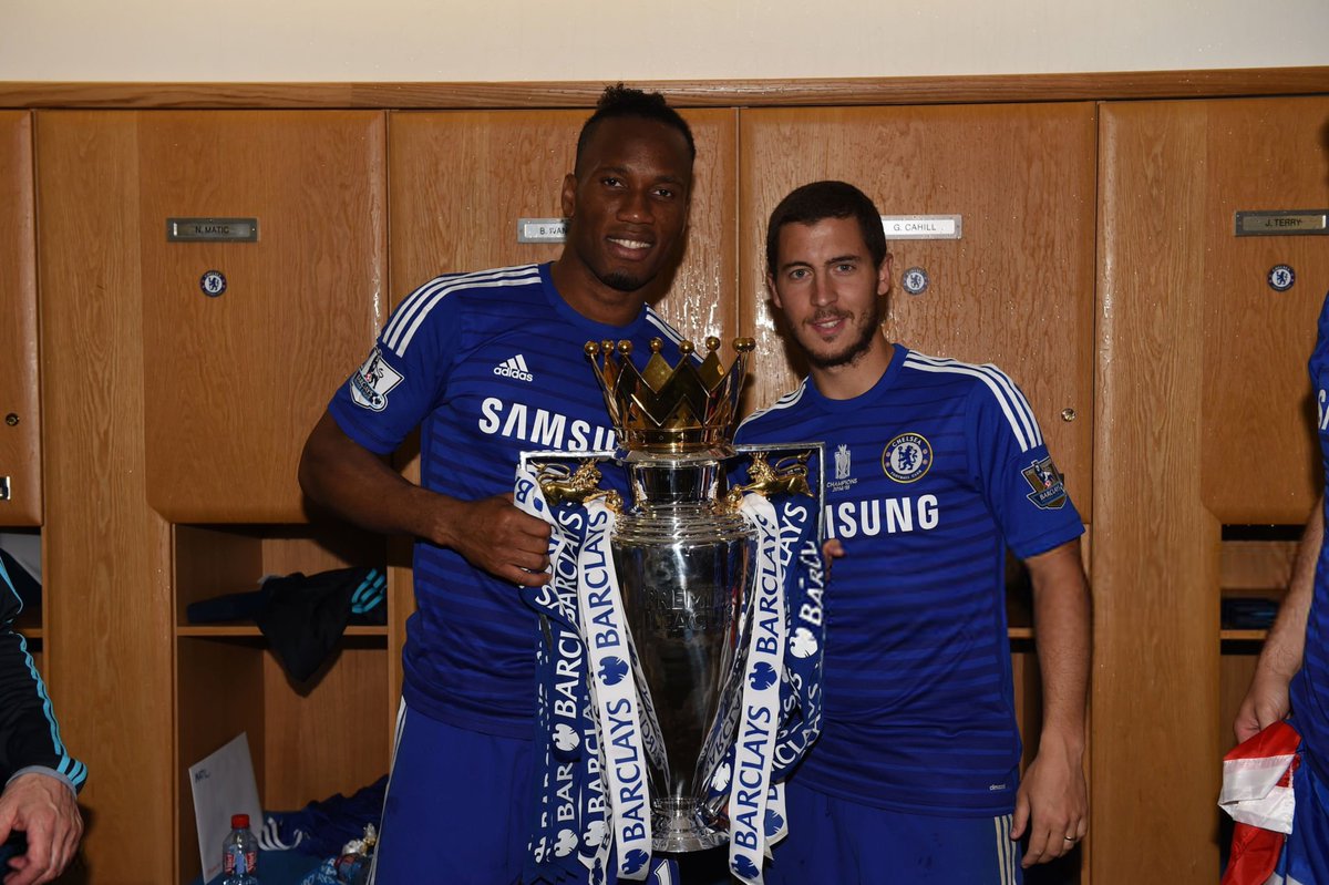 ChelseaInPhotos's tweet photo. The king &amp; prince of Stamford Bridge. 🤴💙🫅 https://t.co/6NoOtJwl6Z