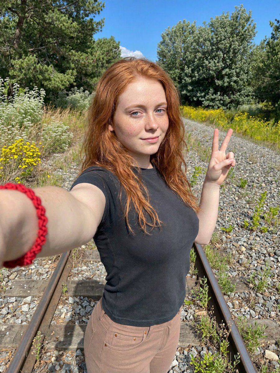 Lily Coy tweet media