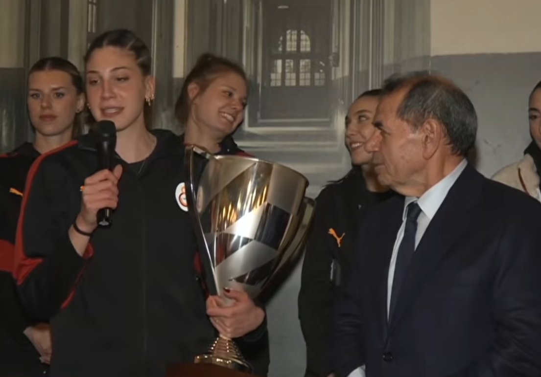 pink tony 🇨🇴 tweet media