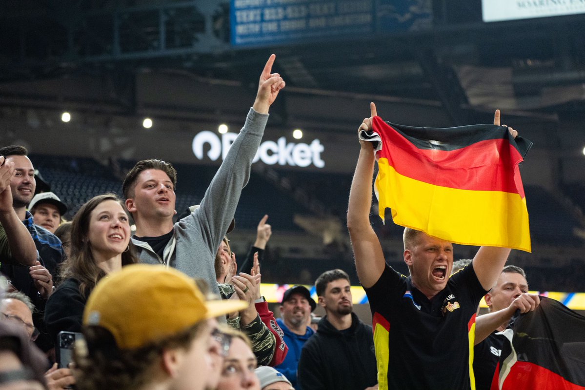 Ford Field tweet media