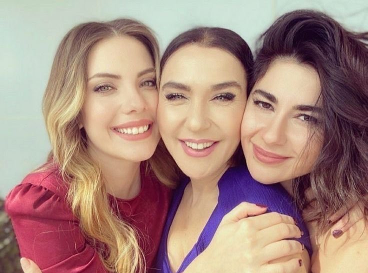 dizivibes's tweet image. le mie💜 
#forbiddenfruit