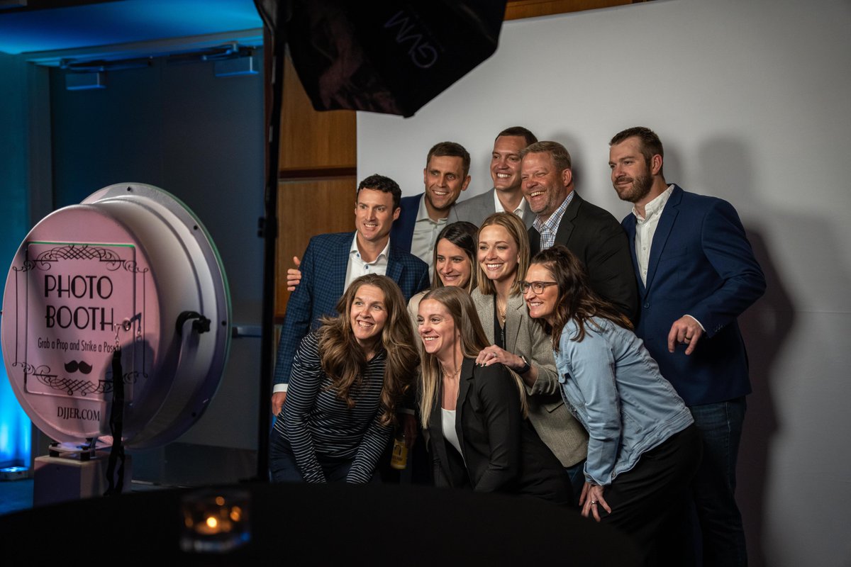 Dakota State Alumni tweet media