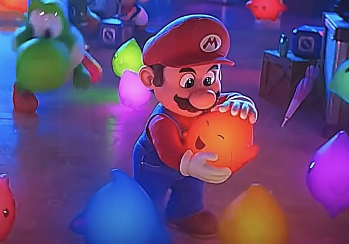 #TheSuperMarioGalaxyMovie 
Look at him holding that little Luma 🥹 
Not an analysis of anything, it’s just cute