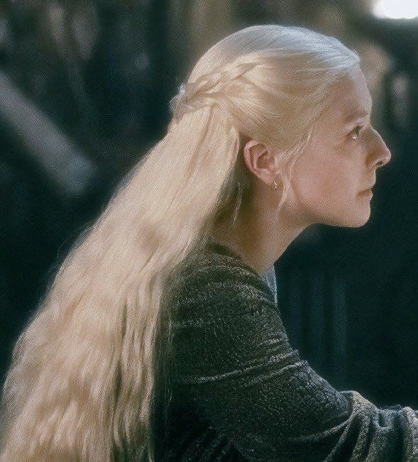 𝓣𝓱𝓮 𝓠𝓾𝓮𝓮𝓷 tweet media