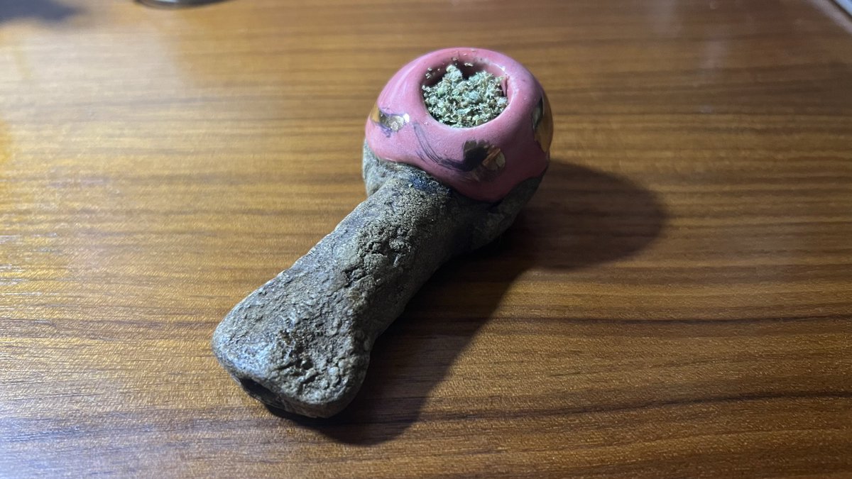 ericvondran's tweet photo. Spent some time figuring out which of the five Celebration Pipes is my favourite… here is the winner. https://t.co/WlnhXKvUSK
