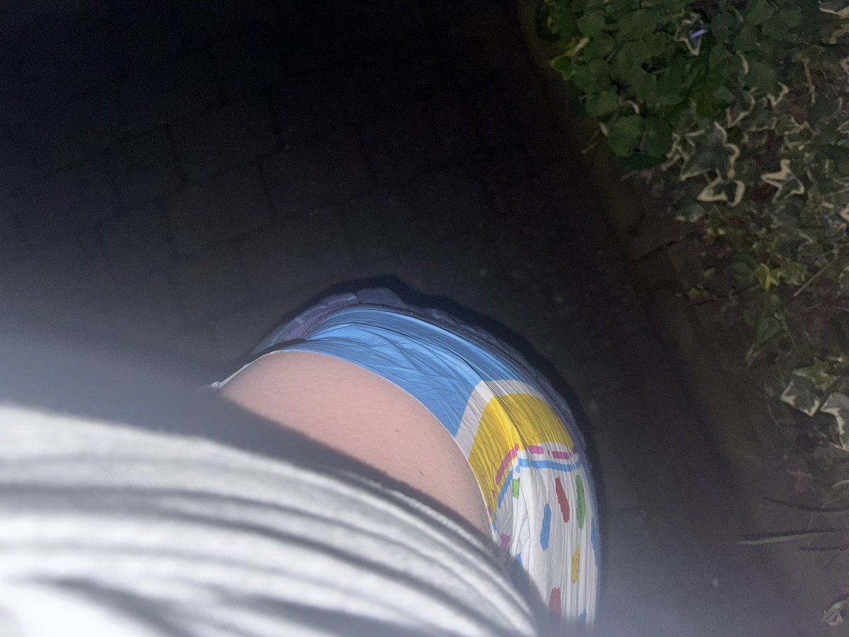 little_not_sogger tweet media