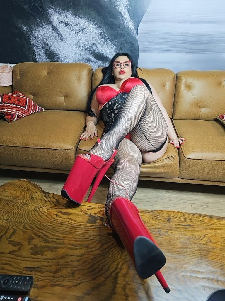 Itsme Alex tweet media