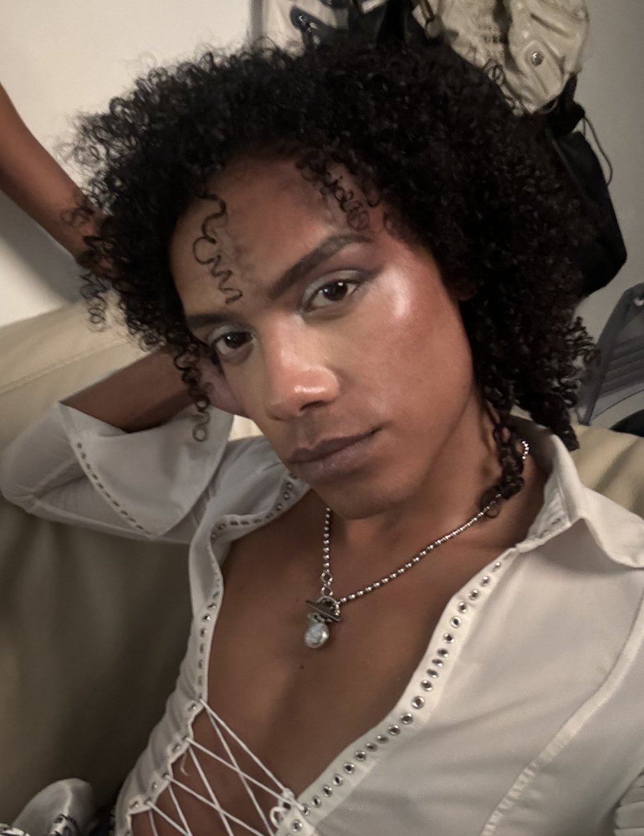 Prince_Daria tweet media