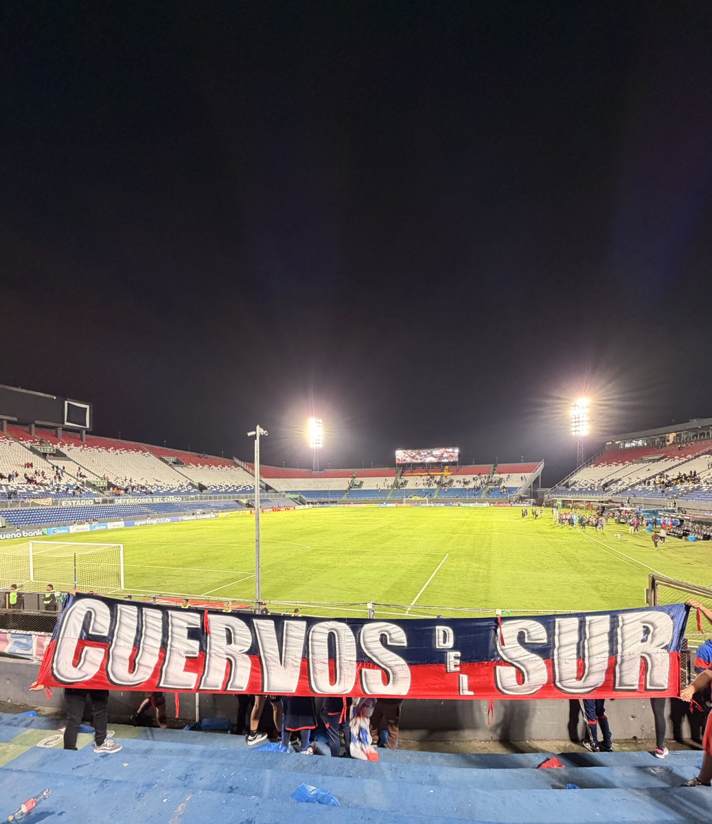 LosCuervosdlSur's tweet photo. Por vos.. yo dejo todo y te vengo a ver🎶
Copa Sudamericana 2026
Paraguay 🇵🇾

#masque90minutos 
#militanciaporloscolores 💙❤️ https://t.co/Q3GhGubTqO