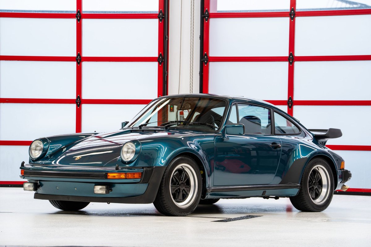 Bring a Trailer tweet media