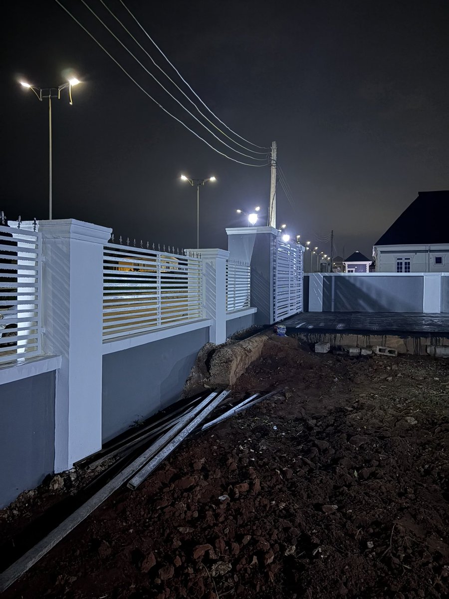 𝔻𝕖𝕩 tweet media