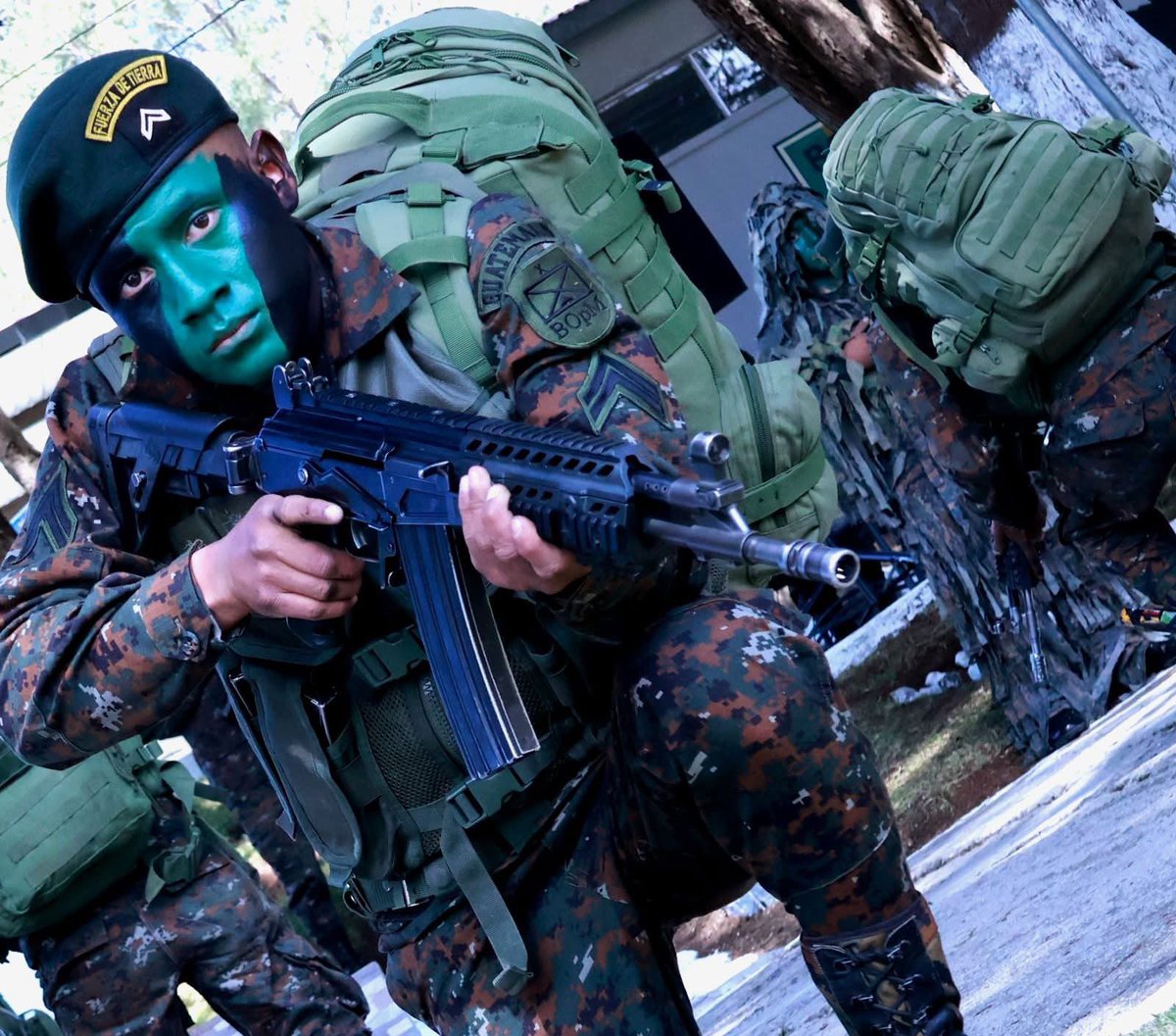 Ejército de Guatemala tweet media
