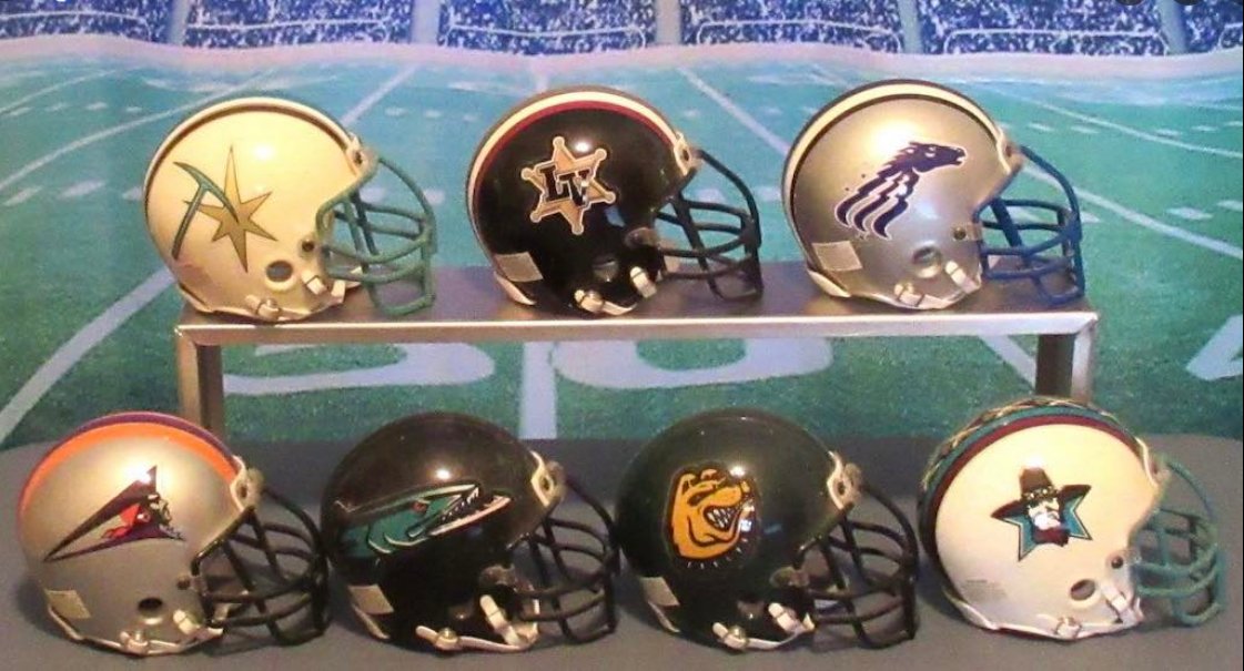 CFL_News's tweet image. From Lance Michaels.......

the #CFL American teams of days gone by...

Sacramento  Gold Miners, 
Las Vegas Posse, 
Baltimore Stallions, 
Shreveport Pirates,  
Birmingham Barracudas, 
Memphis Mad Dogs, 
and San Antonio Texans