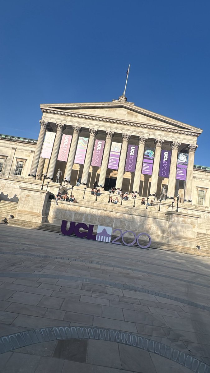 Usouph's tweet image. King’s cross and whatnot! #Photography #Camera #Buildings #London