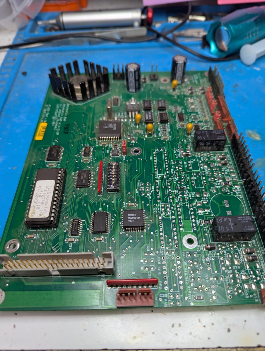 GeekOnTheLoose's tweet photo. When not searching for free software, Randy is forced to work on things like this bowling alley pin setting board. What are you working on today? https://t.co/tloKYo1gua
