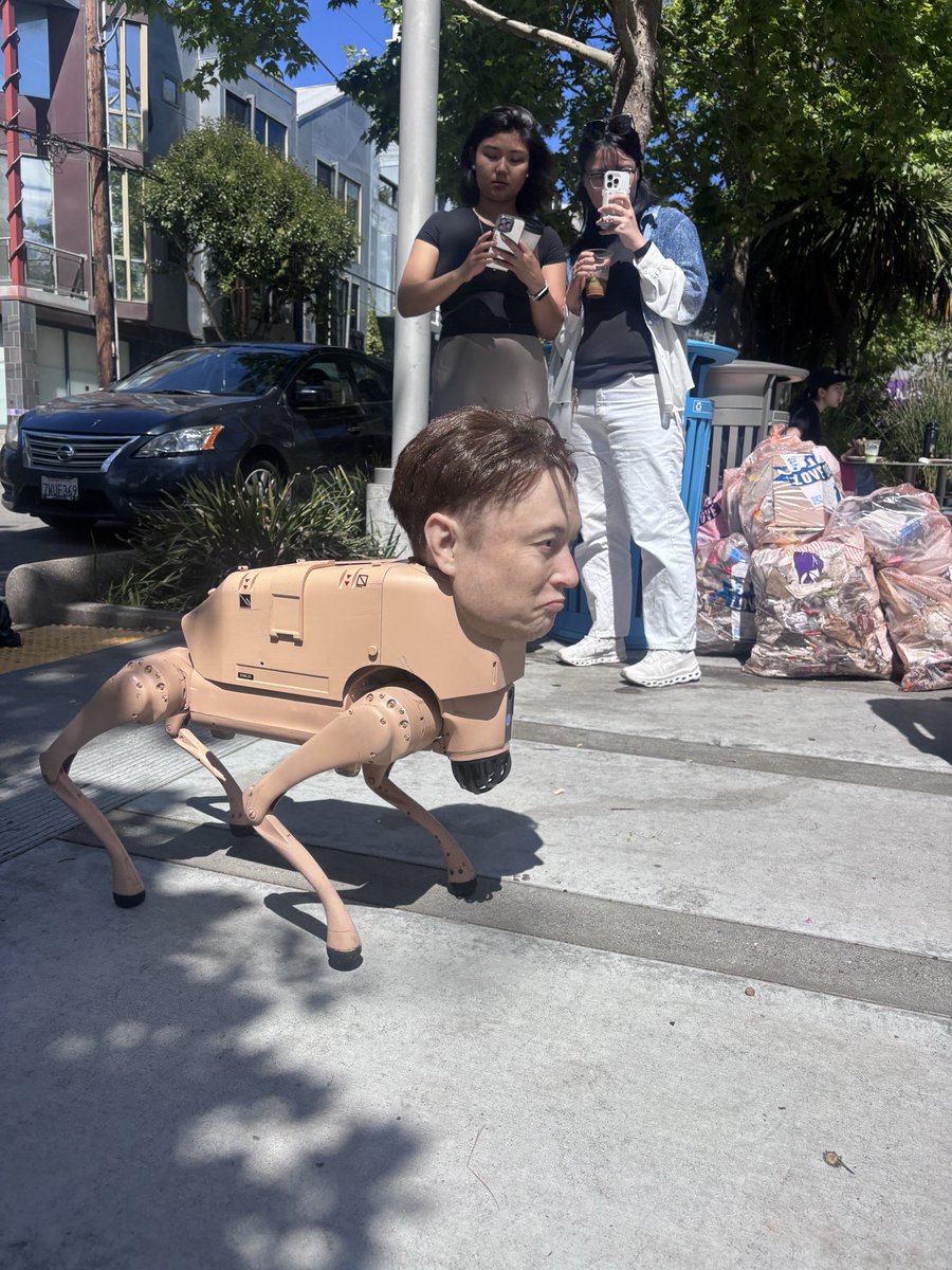 Lauren Goode tweet media