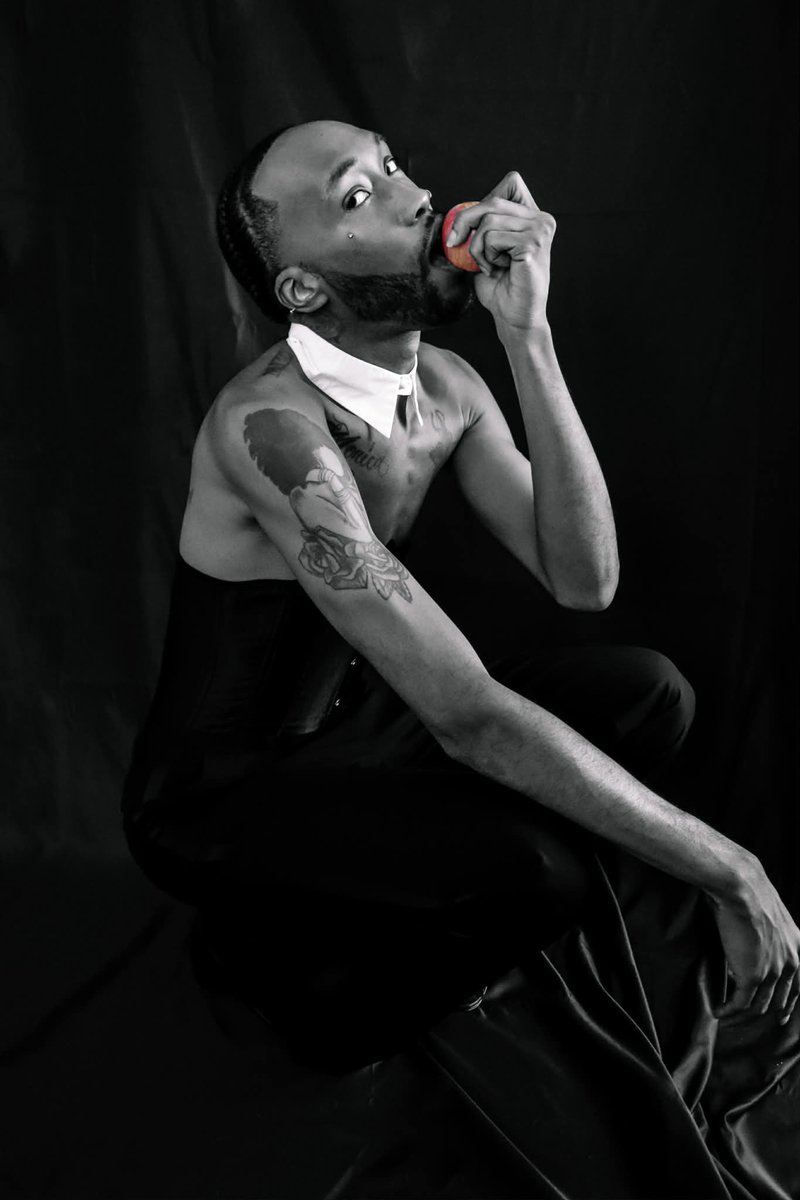 katanaaax's tweet photo. 30+1 🖤 https://t.co/F3KBEHWBl9
