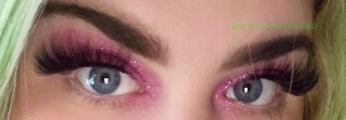 Reprogramming your weak beta mind with just my stunning icey blue eyes 💧💙🦋🌀❄️