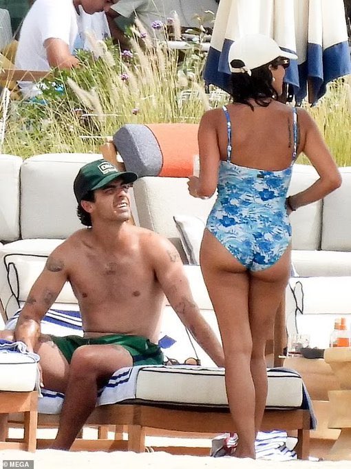 LaraHaddad🇱🇧† tweet media