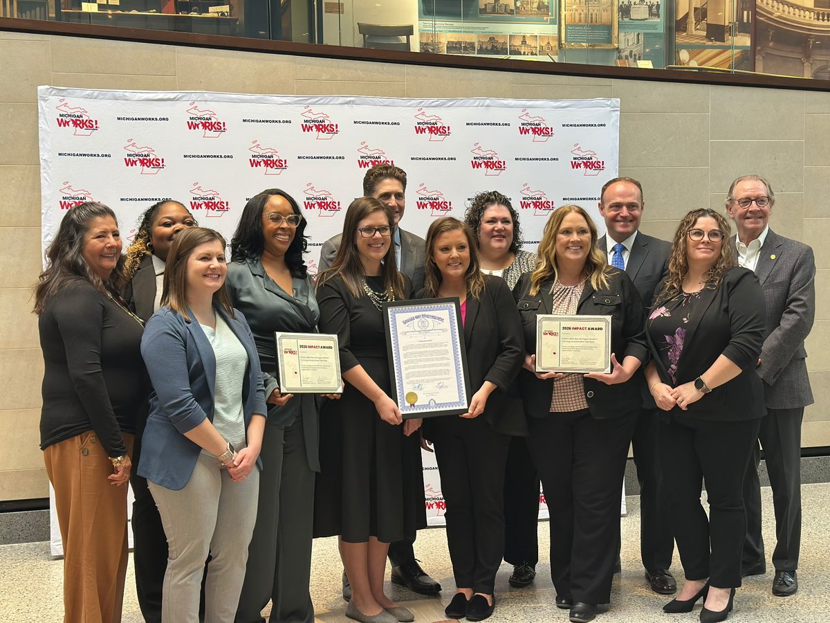 GLBMiWorks's tweet photo. Today we joined our Michigan Works partners across the state for the 2026 Impact Awards. And Great Lakes Bay Michigan Works is proud to recognize our local honoree, Corning Incorporated of Hemlock. Michigan Works! Association #MIWorks #MIWorksImpact https://t.co/wFV5kgWk0T