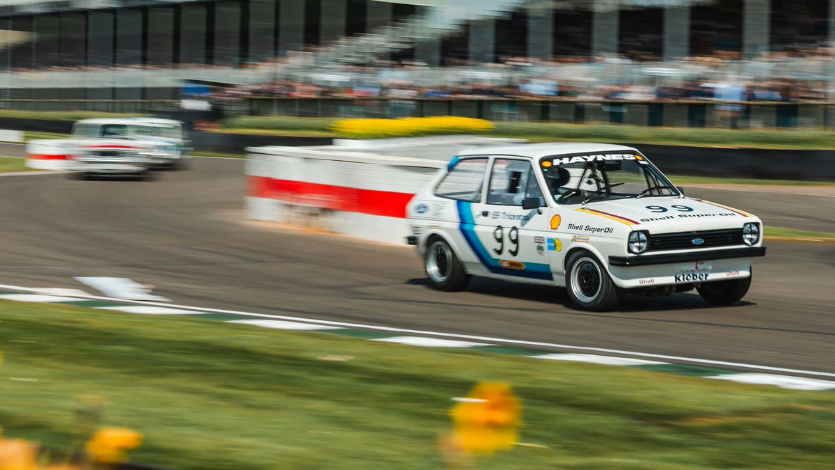 13 races. Legendary machinery. World-class drivers. The 83rd Members’ Meeting is set to kick off Goodwood’s 2026 season in spectacular fashion! View the #83MM entry list via the link below 👇  
goodwood.com/grr/event-cove…